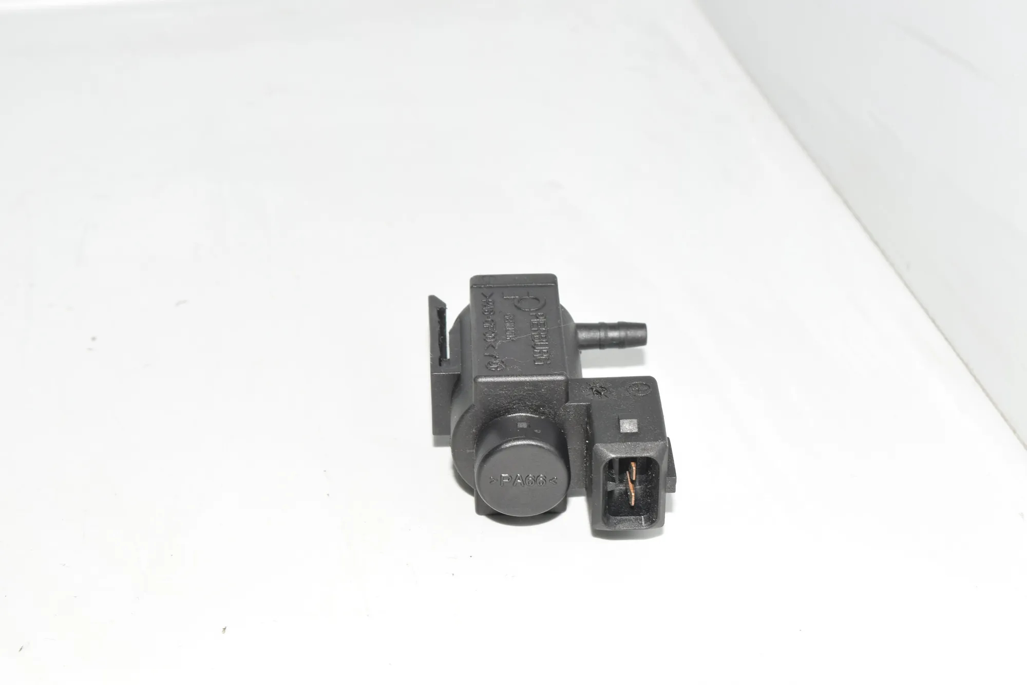 Solenoid Valve – OEM 1742712 · BMW 5 Touring (E39) 525 d 2001