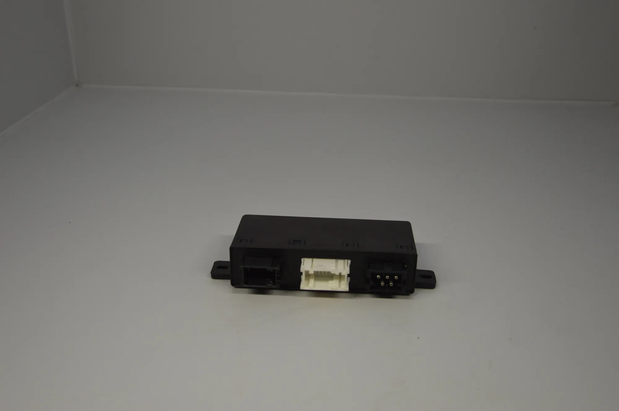 Front Right Door Control Unit – OEM 6904255 · BMW 5 Touring (E39) 525 d 2001