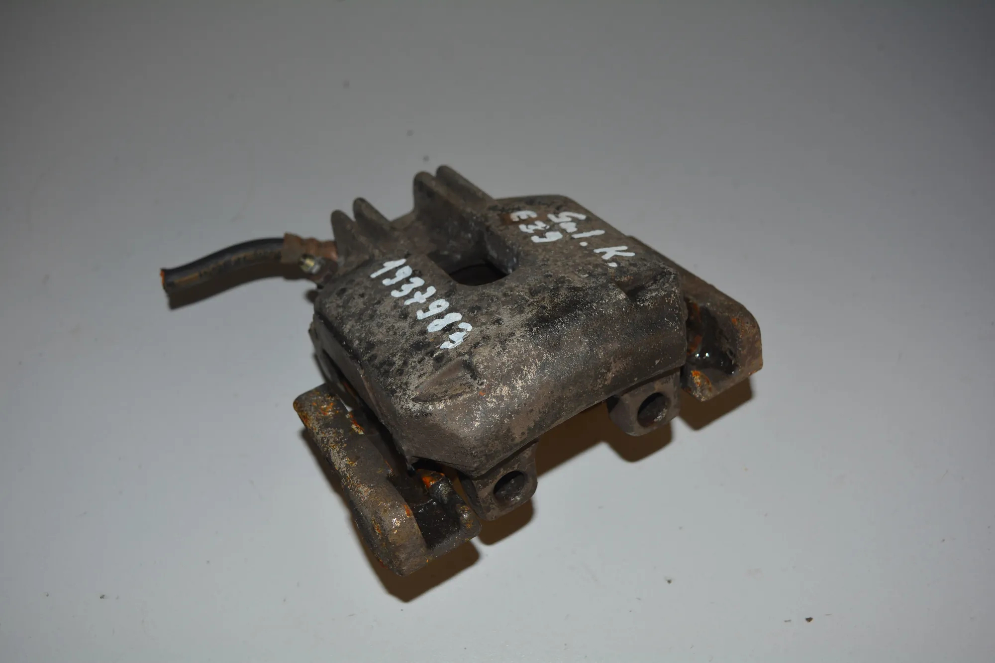 Rear Left Brake Caliper · BMW 5 Touring (E39) 525 d 2003 – 2