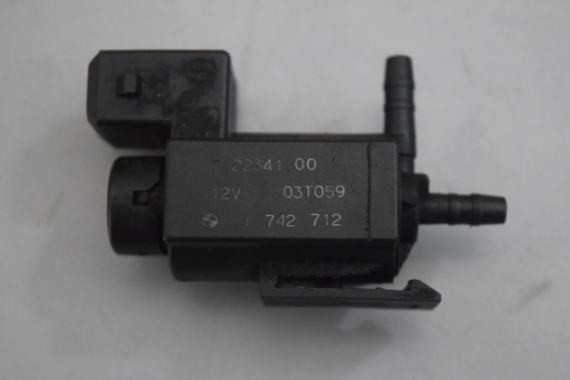 Solenoid Valve – OEM 1742712 · BMW 5 Touring (E39) 525 d 2003