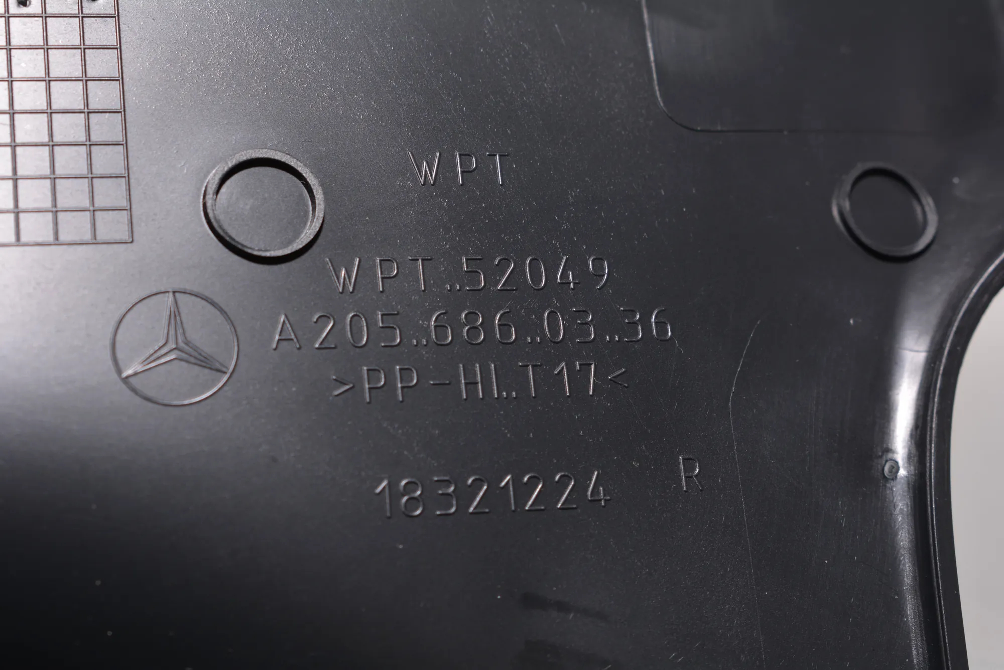 Other Interior Parts – OEM A2056860336 · MERCEDES-BENZ C T-Model (S205) (2014 - -) C 220 BlueTEC / d (205.204) 2015 – 8
