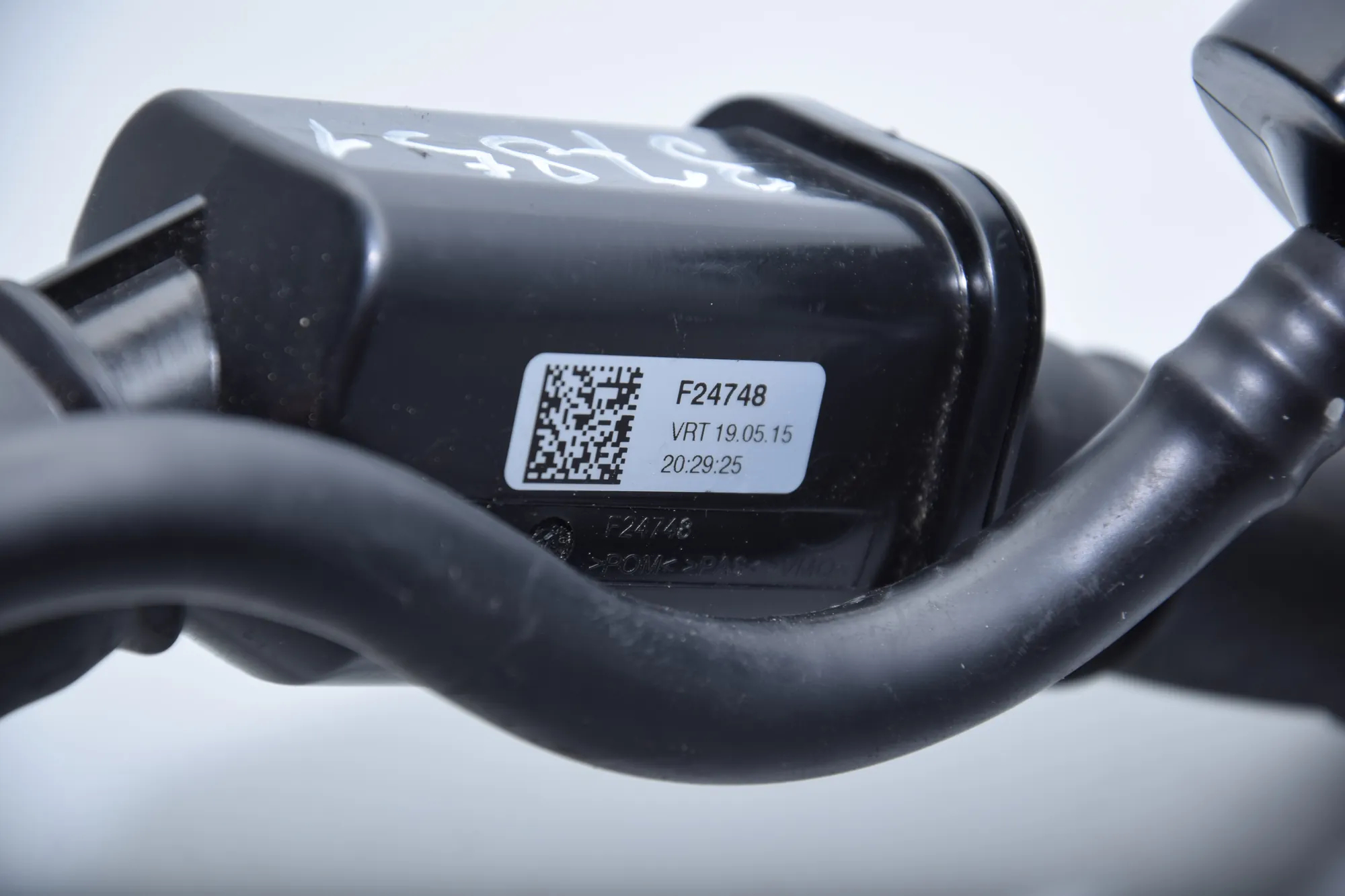Pipe Hose – OEM A2054700300 · MERCEDES-BENZ C T-Model (S205) (2014 - -) C 220 BlueTEC / d (205.204) 2015 – 6