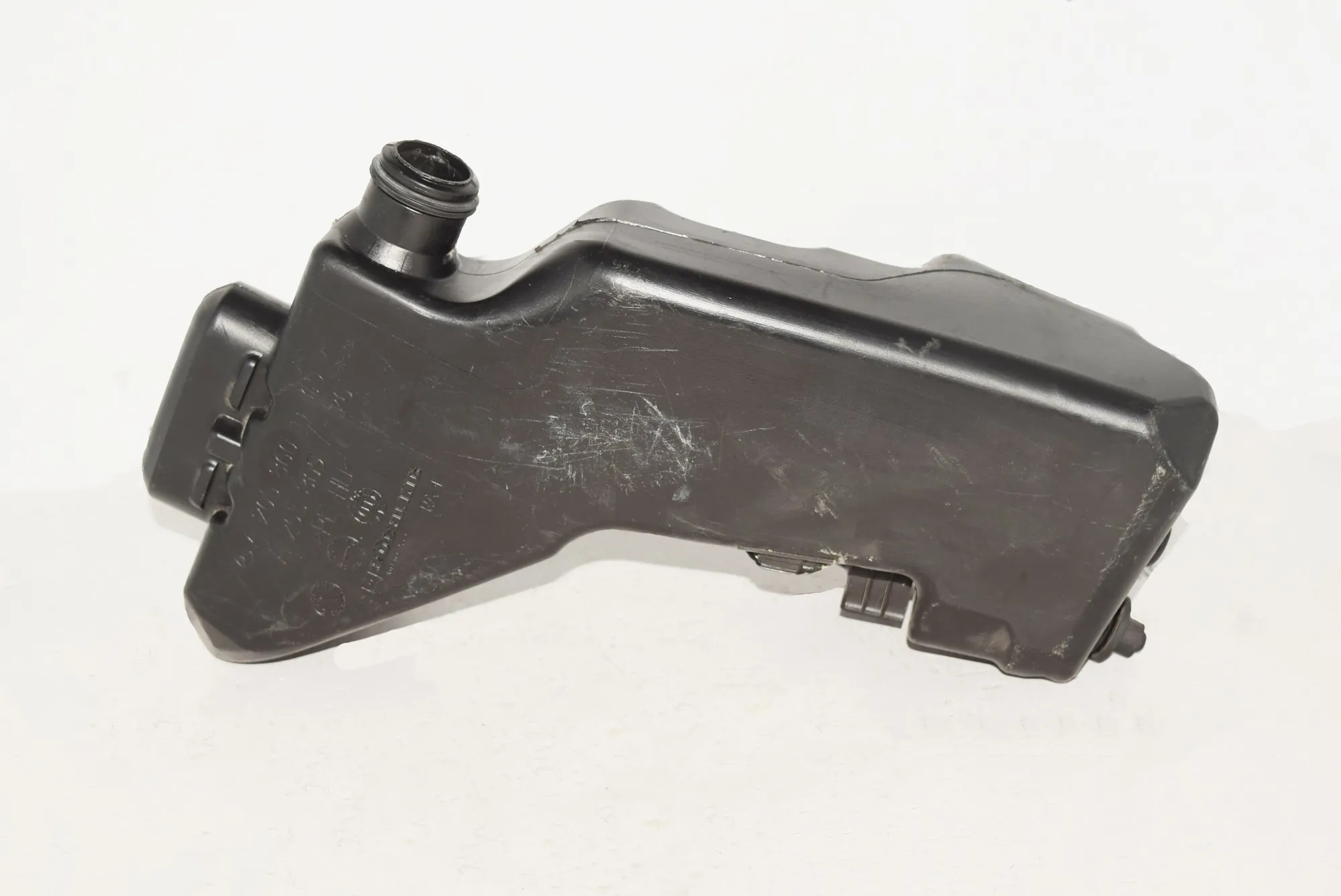 Window Washer Tank – OEM A2058600160 · MERCEDES-BENZ C T-Model (S205) (2014 - -) C 220 BlueTEC / d (205.204) 2015