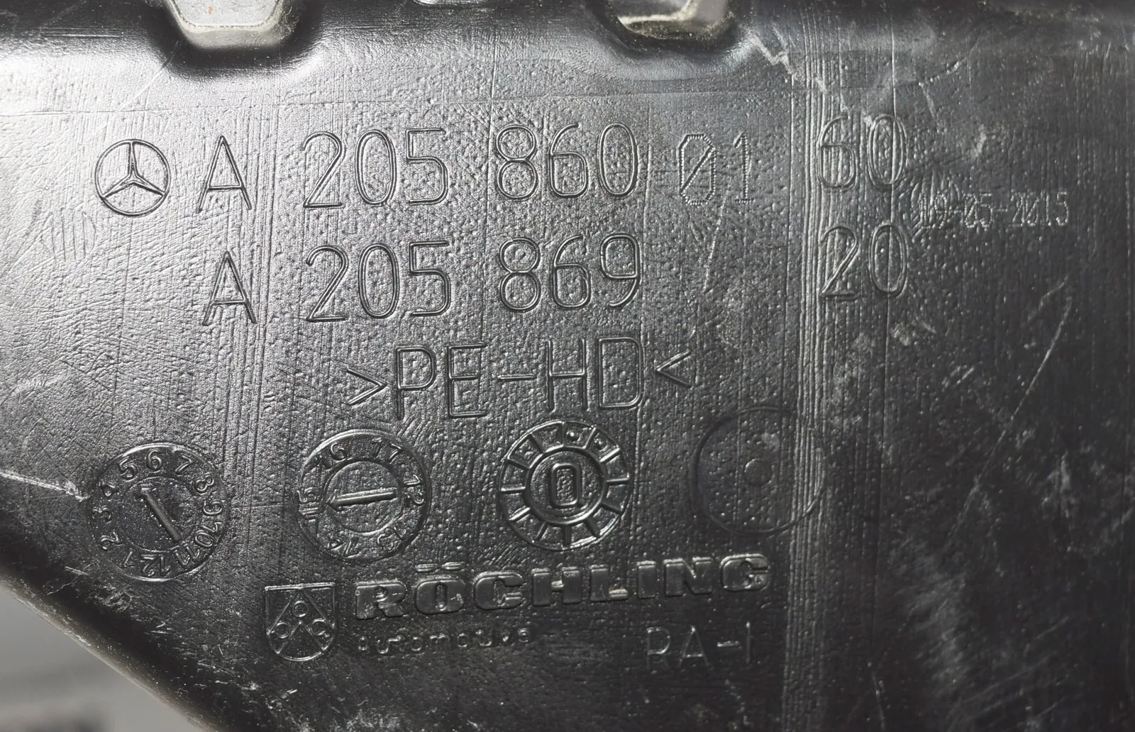 Window Washer Tank – OEM A2058600160 · MERCEDES-BENZ C T-Model (S205) (2014 - -) C 220 BlueTEC / d (205.204) 2015 – 3