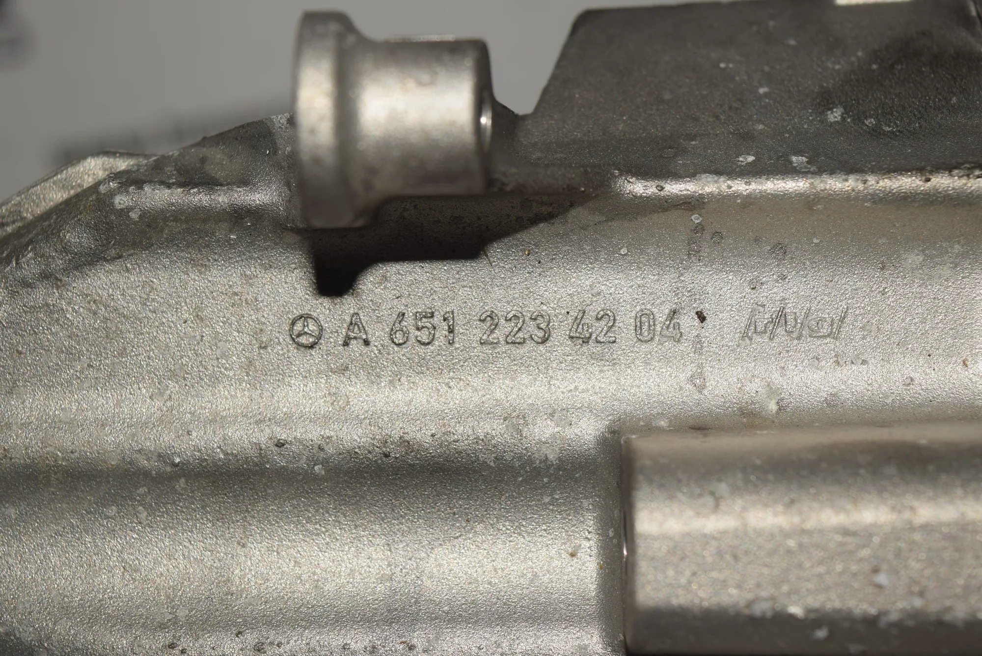 Right Side Engine Bracket – OEM A6512234204 · MERCEDES-BENZ C T-Model (S205) (2014 - -) C 220 BlueTEC / d (205.204) 2015 – 3