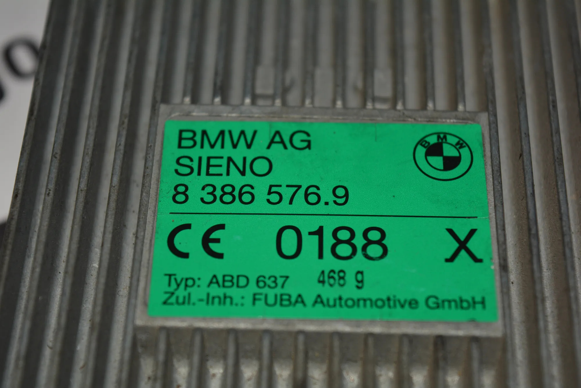 Antenna Amplifier – OEM 8386576 · BMW 5 (E39) 530 d 1998 – 3