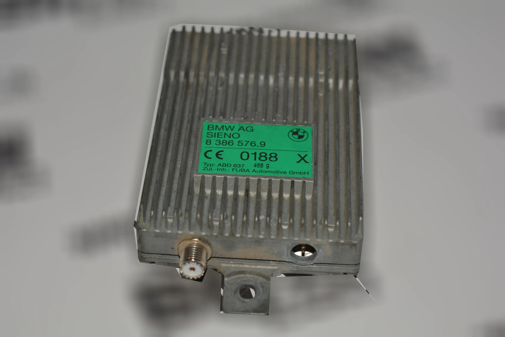 Antenna Amplifier – OEM 8386576 · BMW 5 (E39) 530 d 1998 – 2