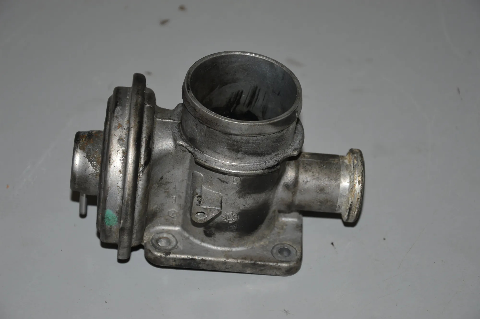 EGR Valve – OEM 7785452 · BMW 5 Touring (E39) 525 d 2001
