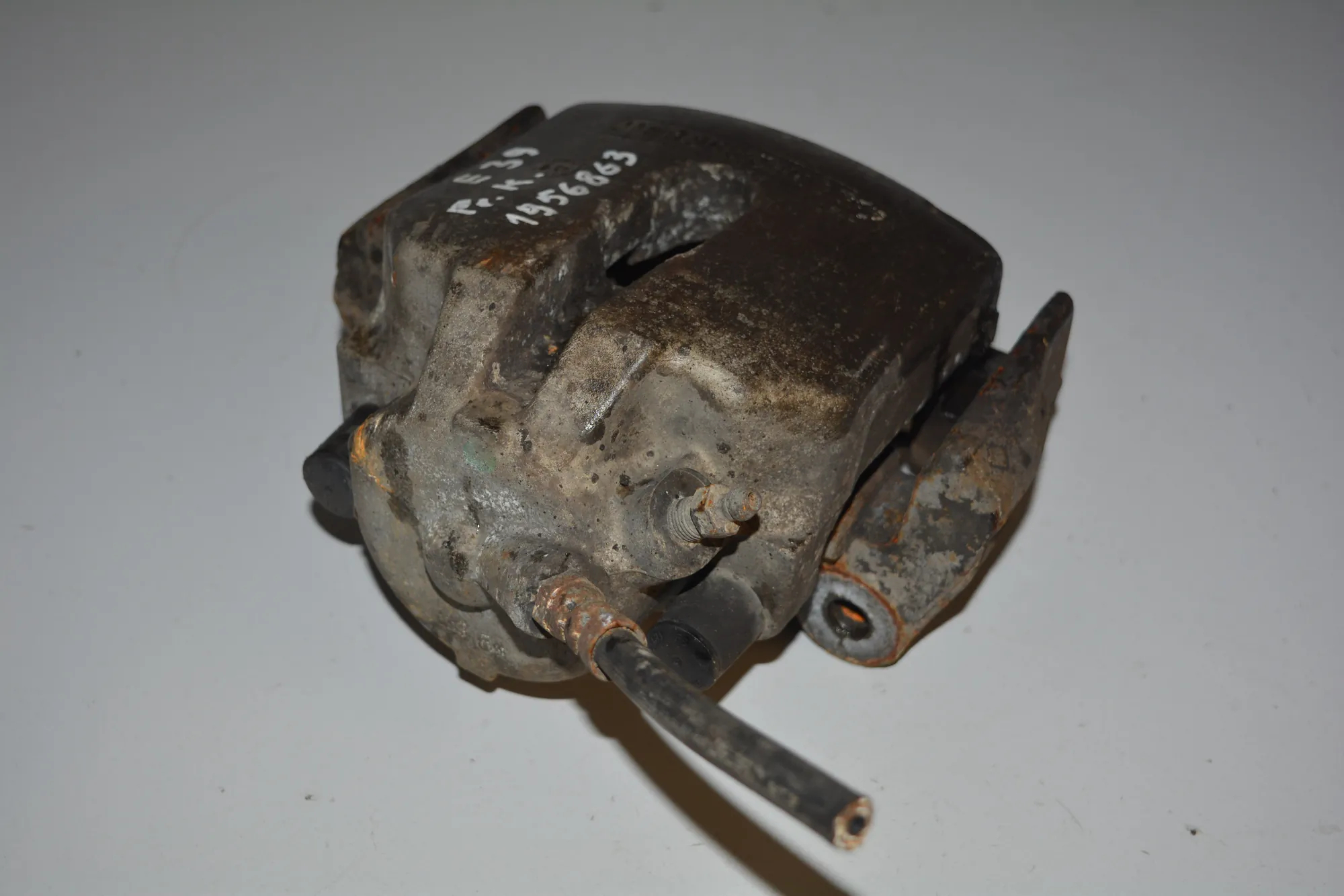 Front Left Brake Caliper · BMW 5 (E39) 530 d 1999 – 2