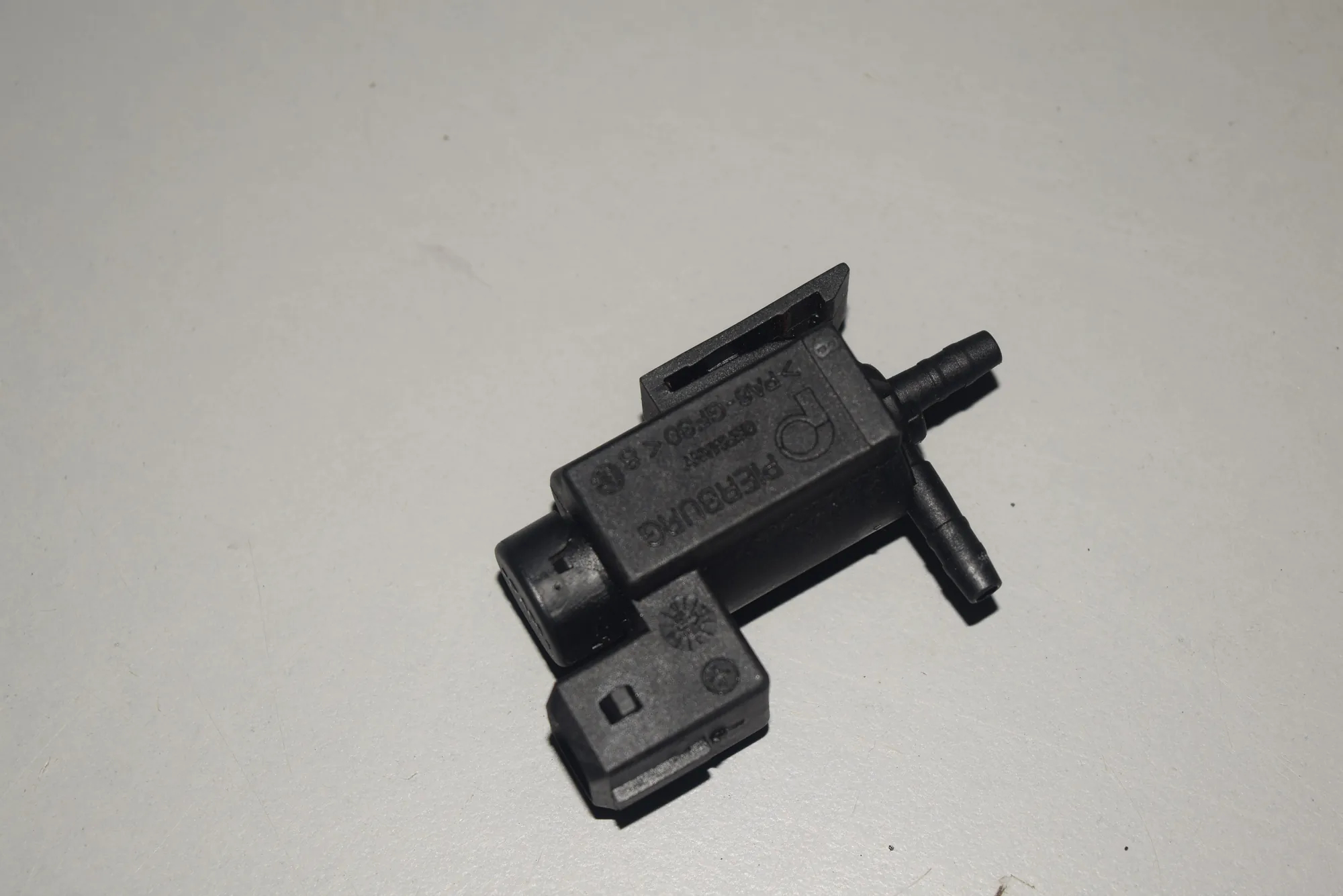Solenoid Valve – OEM 1742712 · BMW 5 (E39) 530 d 1999 – 2