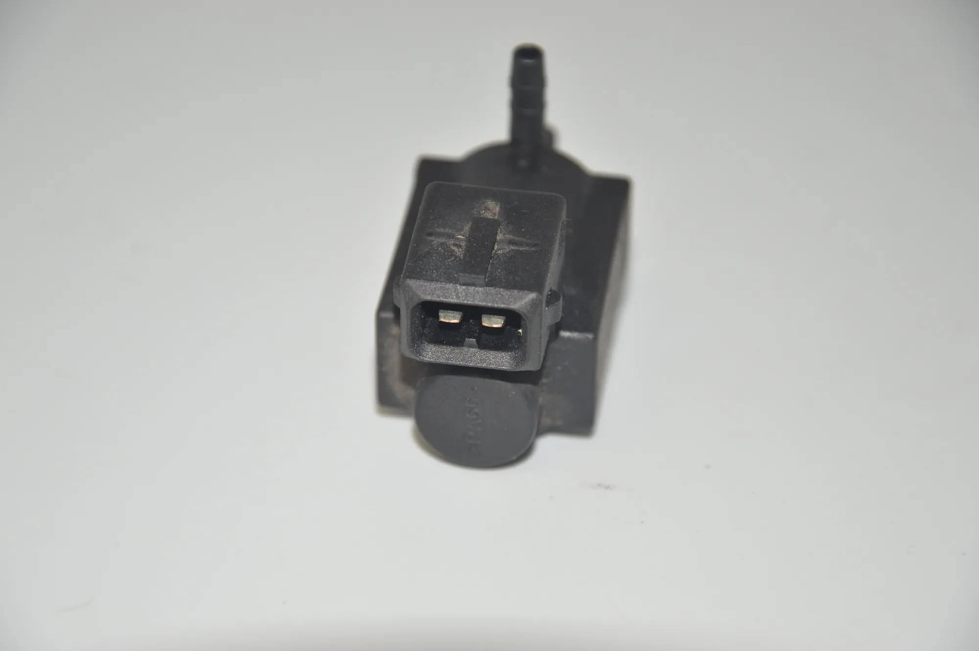 Solenoid Valve – OEM 1742712 · BMW 5 Touring (E39) 530 d 1999 – 3