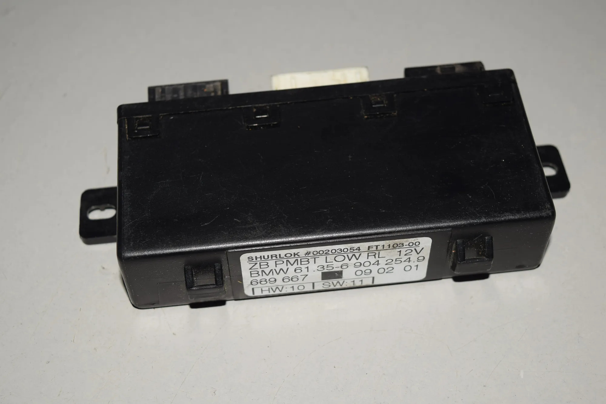 Front Left Door Control Unit – OEM 6904254 · BMW 5 (E39) BMW 5 (E39) 2000