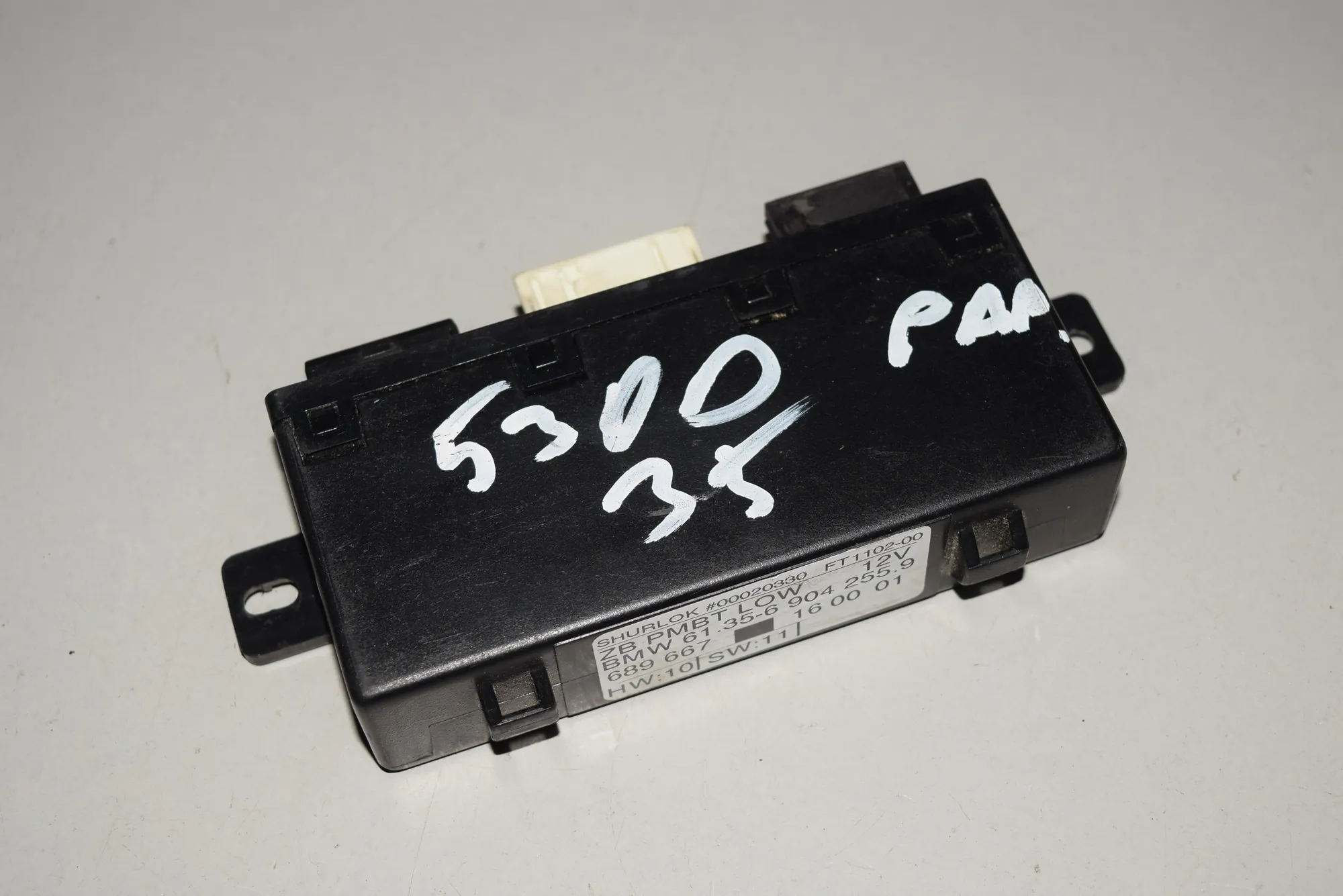 Front Left Door Control Unit – OEM 6904255 · BMW 5 (E39) BMW 5 (E39) 2000