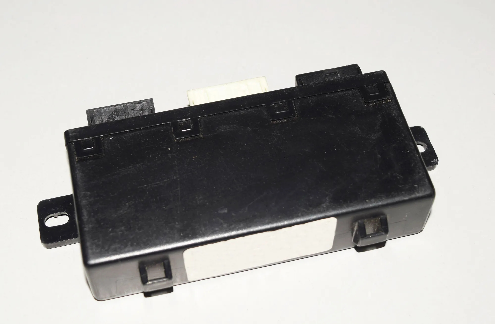 Front Left Door Control Unit – OEM 8377600 · BMW 5 (E39) BMW 5 (E39) 2000 – 4