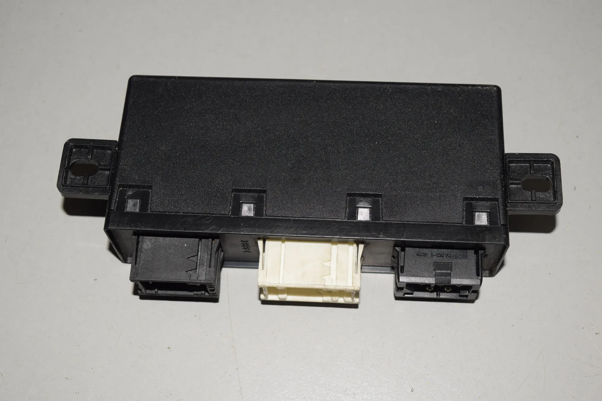 Front Left Door Control Unit – OEM 6904248 · BMW 5 (E39) BMW 5 (E39) 2000 – 3