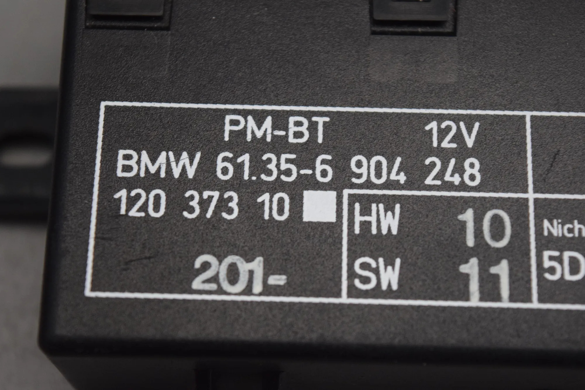 Front Left Door Control Unit – OEM 6904248 · BMW 5 (E39) BMW 5 (E39) 530 d 2001 – 4