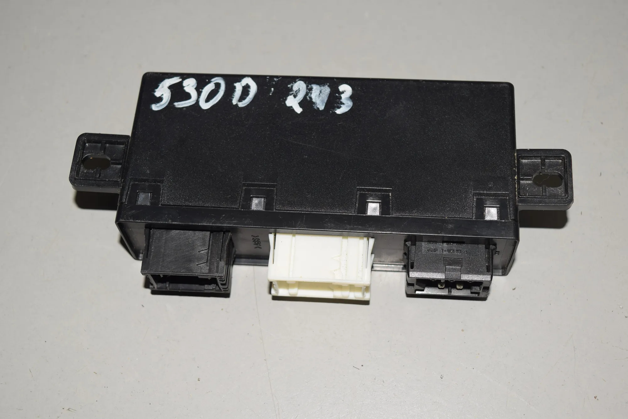 Front Left Door Control Unit – OEM 6904248 · BMW 5 (E39) BMW 5 (E39) 530 d 2001 – 3