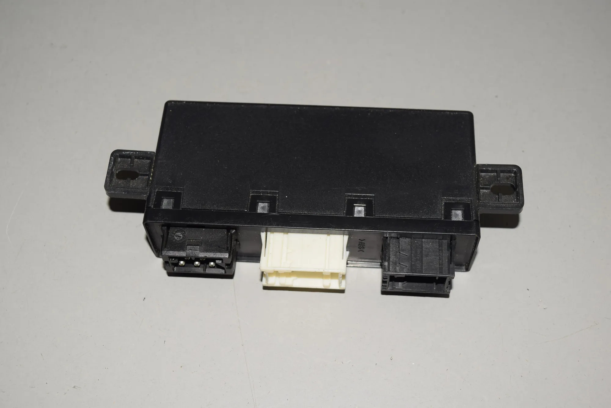 Front Left Door Control Unit – OEM 6904249 · BMW 5 (E39) BMW 5 (E39) 2000 – 3