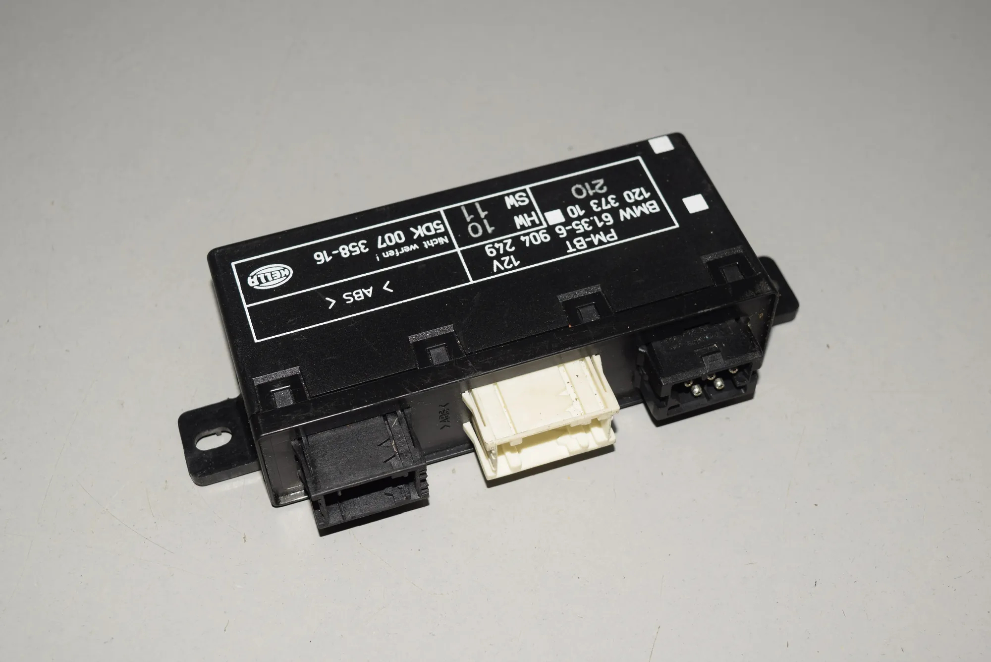 Front Left Door Control Unit – OEM 6904249 · BMW 5 (E39) BMW 5 (E39) 525 i 2001