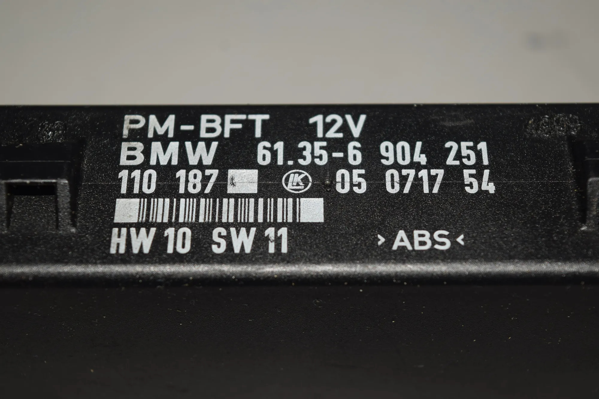 Front Left Door Control Unit – OEM 6904251 · BMW 5 (E39) BMW 5 (E39) 2000 – 4