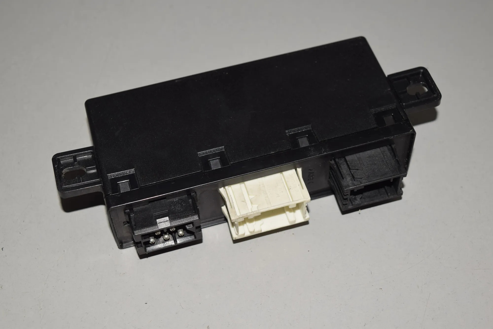 Front Left Door Control Unit – OEM 8378767 · BMW 5 (E39) BMW 5 (E39) 2000 – 4