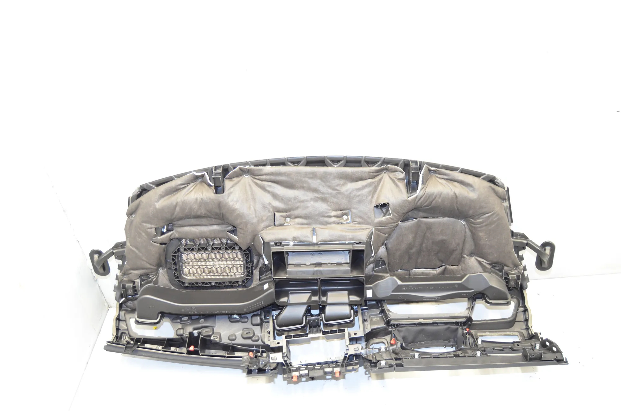 Dashboard – OEM 9378463 · BMW 2 Gran Tourer (F46) 216 i 2018 – 3