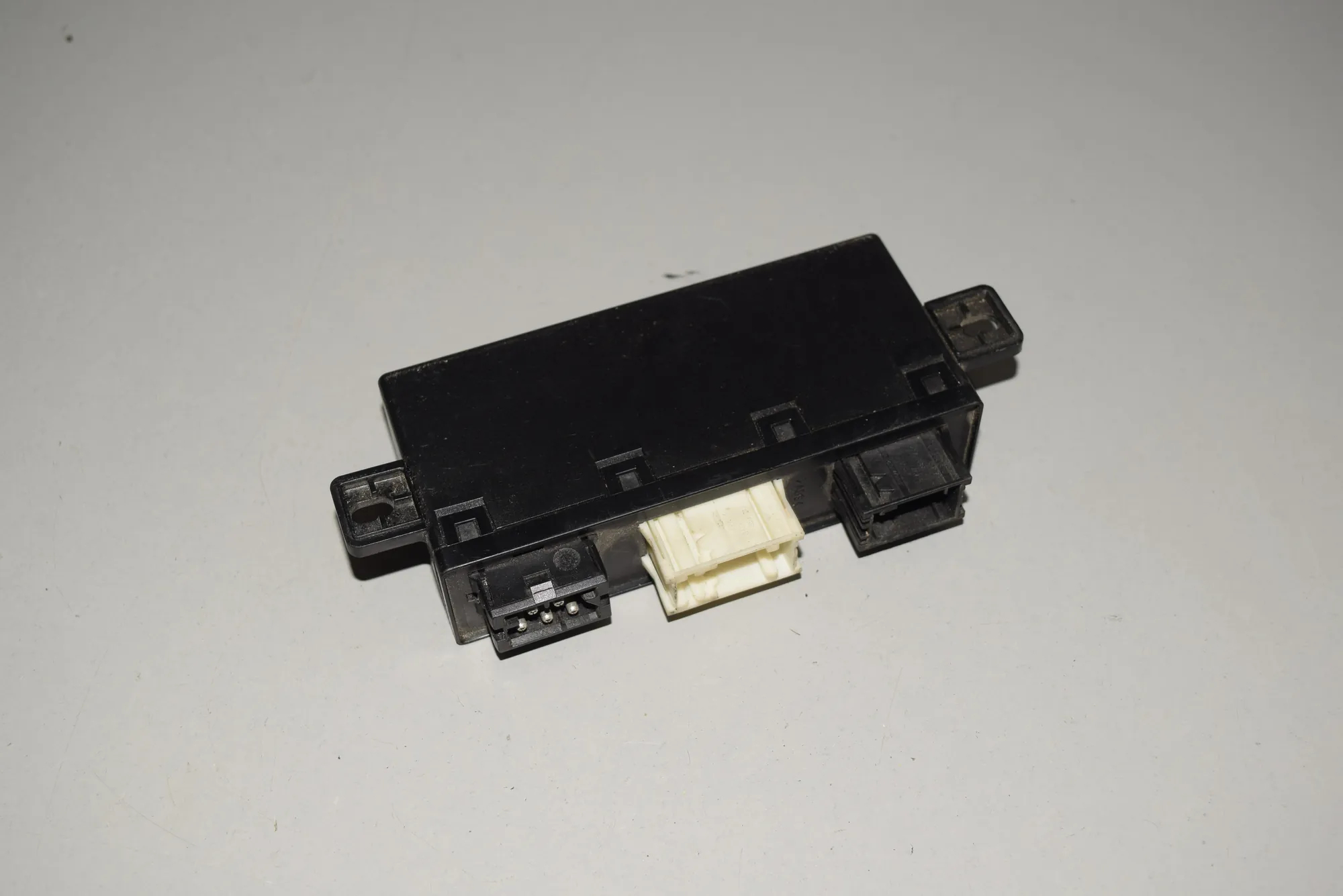 Front Left Door Control Unit – OEM 8378769 · BMW 5 (E39) BMW 5 (E39) 2000 – 3