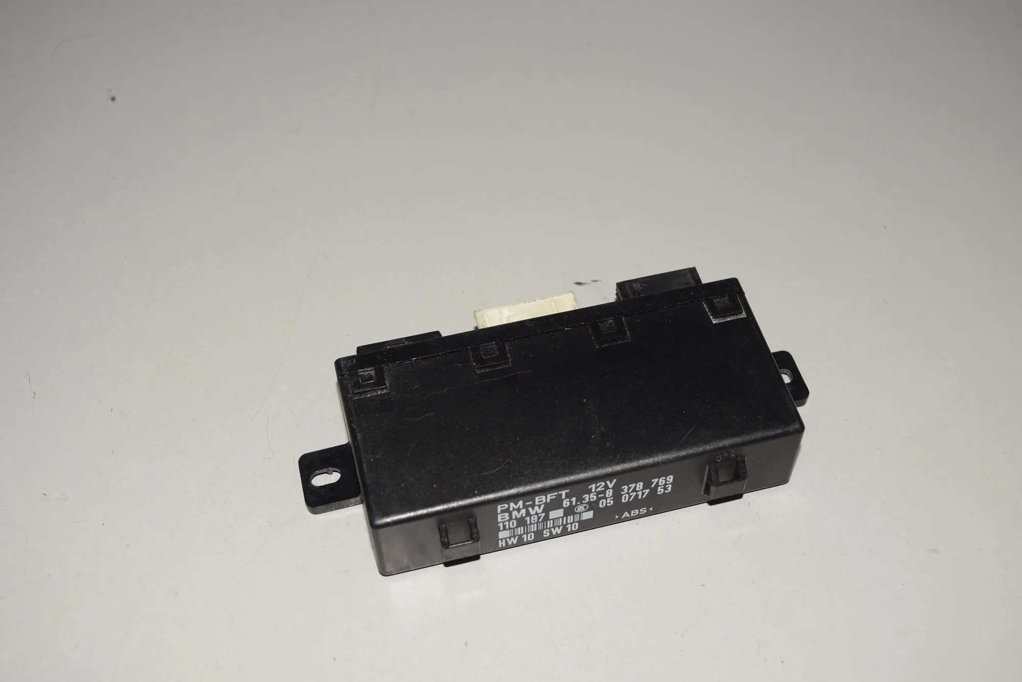 Front Left Door Control Unit – OEM 8378769 · BMW 5 (E39) BMW 5 (E39) 2000