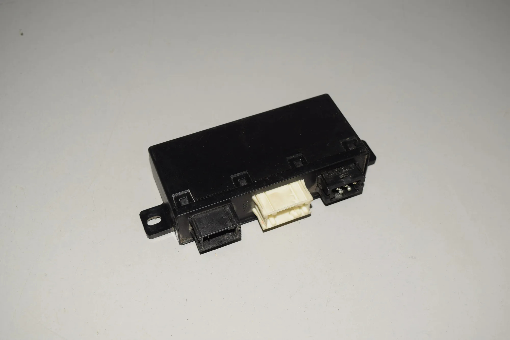 Front Left Door Control Unit – OEM 8378769 · BMW 5 (E39) BMW 5 (E39) 2000 – 2