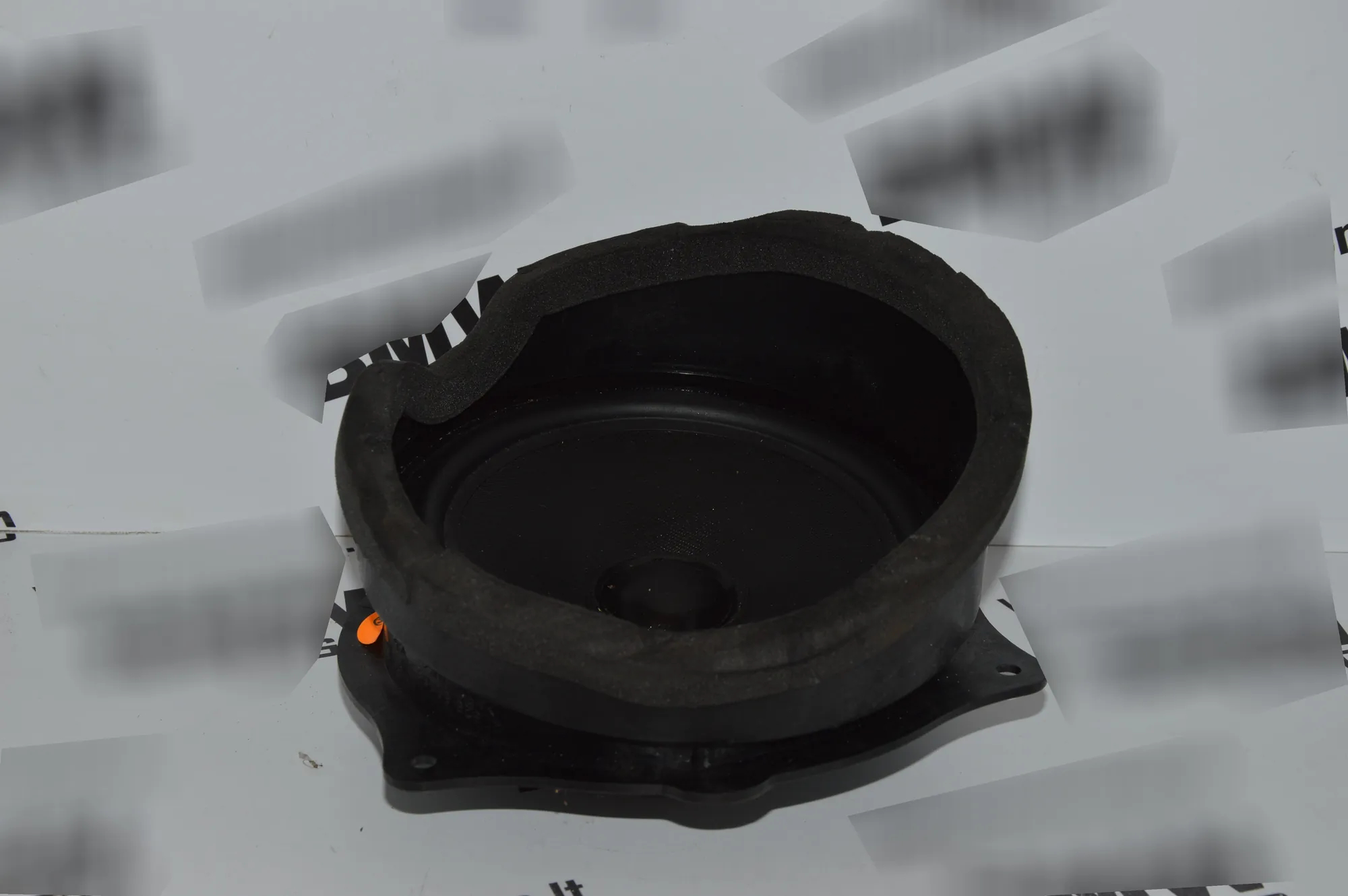 Front Right Door Speaker – OEM 8381550 · BMW X5 (E53) BMW X5 (E53) 2000