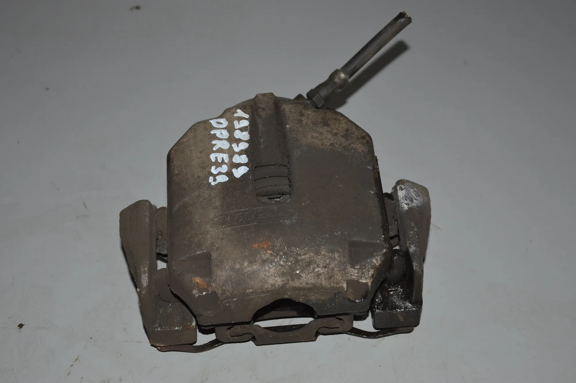Front Right Brake Caliper · BMW 5 Touring (E39) 530 d 1998