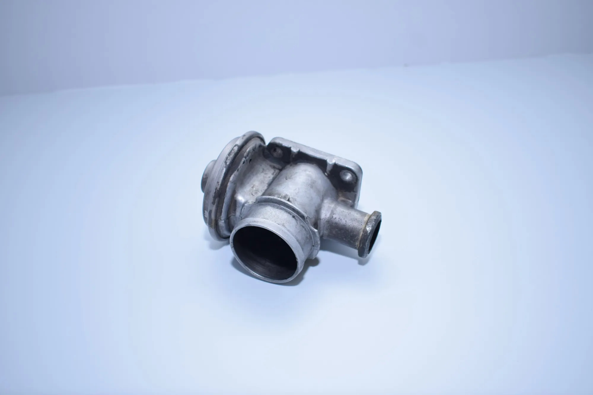 EGR Valve – OEM 2248717 · BMW 5 Touring (E39) 530 d 1998 – 2