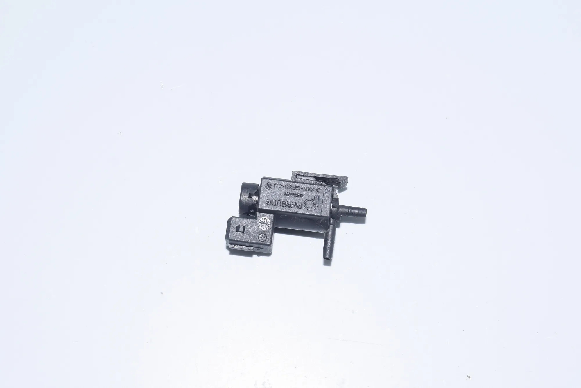 Solenoid Valve – OEM 1742712 · BMW 5 (E39) 530 d 1999 – 4