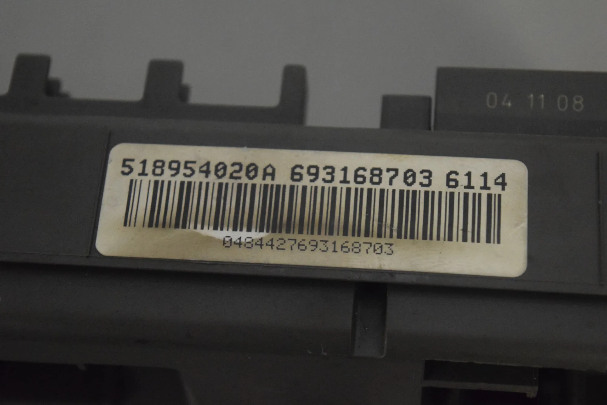 Fuse Box – OEM 6931687 · BMW X6 (E71, E72) BMW X6 (E71, E72) 2009 – 5