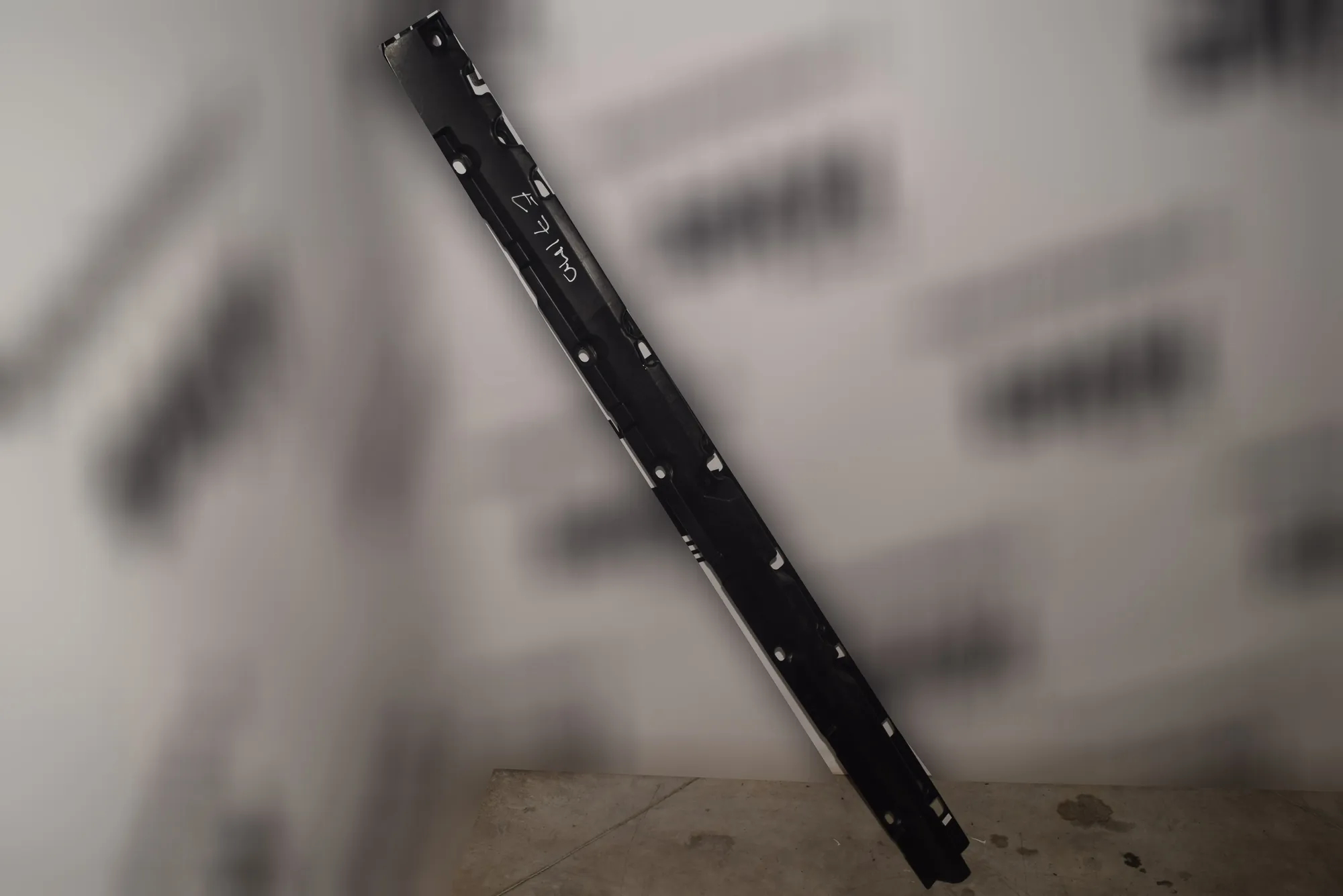 Right Side Sideskirt – OEM 7176232 · BMW X6 (E71, E72) BMW X6 (E71, E72) 2009