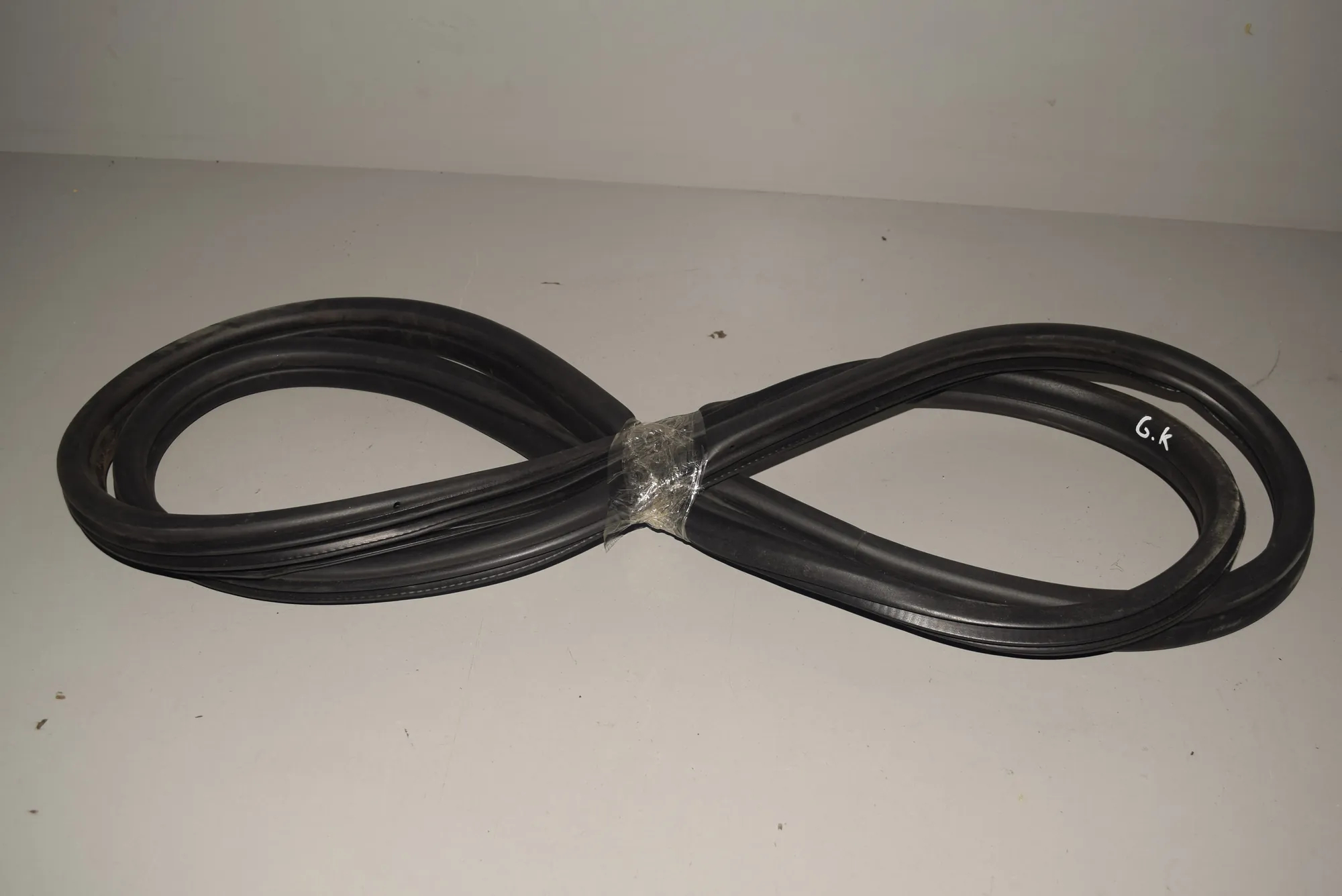 Rear Left Door Seal Rubber · BMW X6 (E71, E72) BMW X6 (E71, E72) 2009