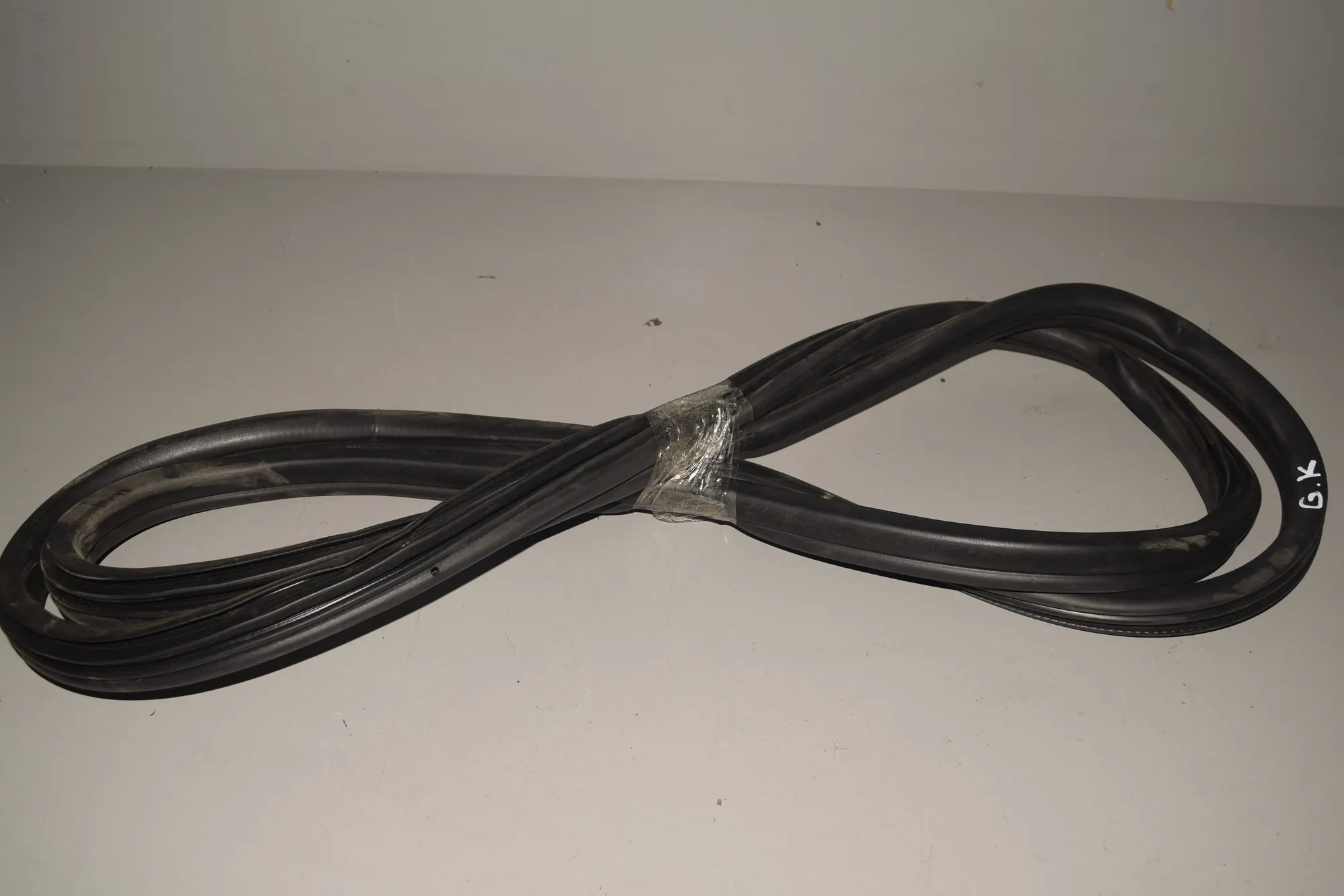 Rear Left Door Seal Rubber · BMW X6 (E71, E72) BMW X6 (E71, E72) 2009