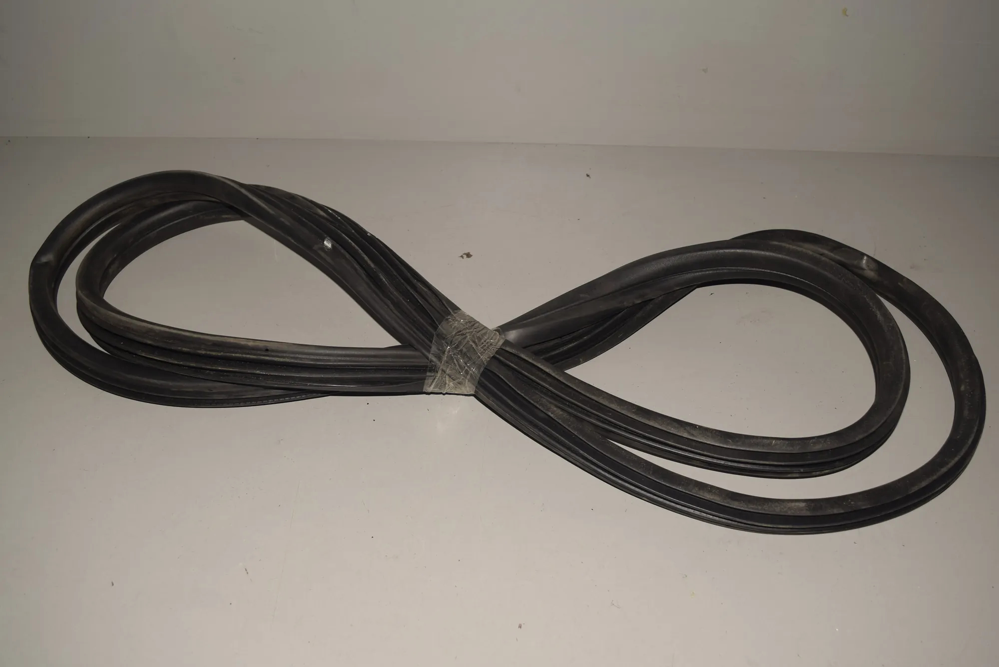 Front Left Door Seal Rubber · BMW X6 (E71, E72) BMW X6 (E71, E72) 2009