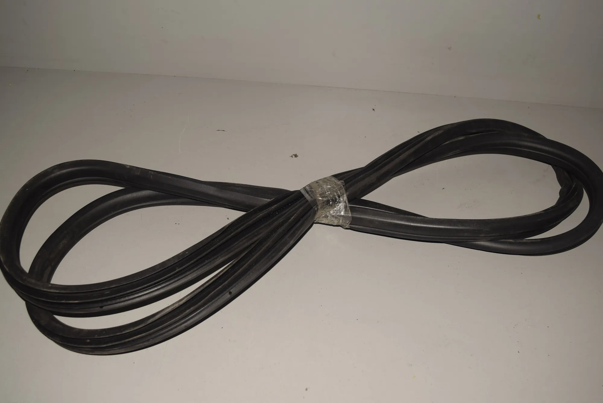 Front Left Door Seal Rubber · BMW X6 (E71, E72) BMW X6 (E71, E72) 2009