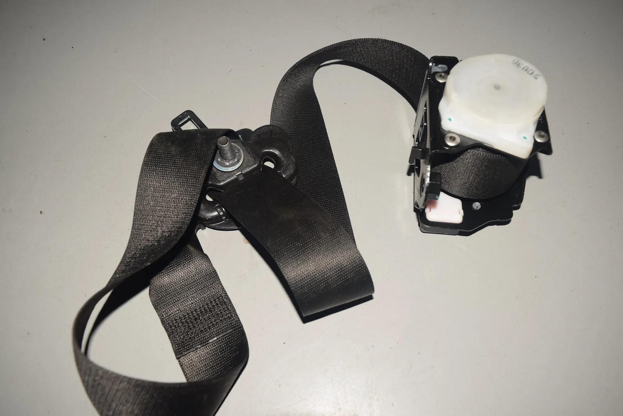 Front Right Seatbelt – OEM 30577122 · BMW X6 (E71, E72) BMW X6 (E71, E72) 2009