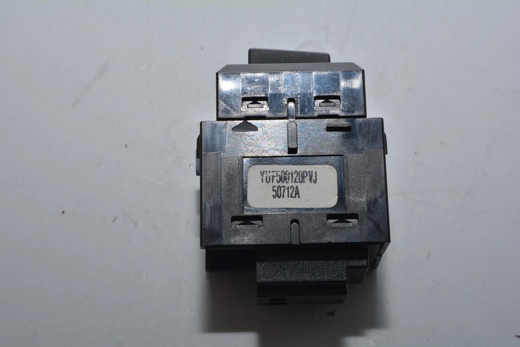 Other Control Units – OEM YUF500120 · LAND ROVER RANGE ROVER SPORT (L320) 2.7 D 4x4 2006 – 4