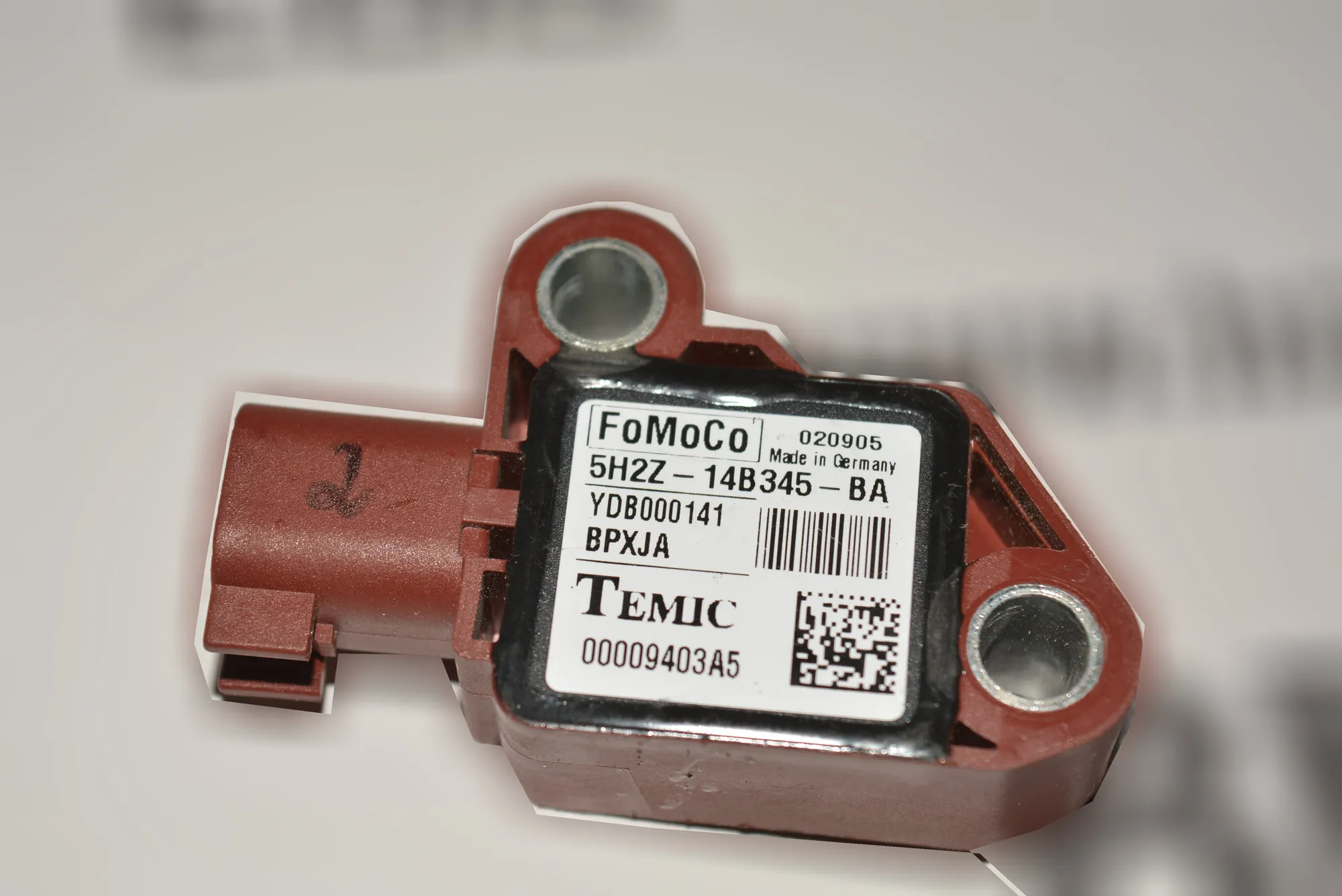 Rear Right Impact Sensor – OEM 5H2Z-14B345-BA · LAND ROVER RANGE ROVER SPORT (L320) 2.7 D 4x4 2006 – 2