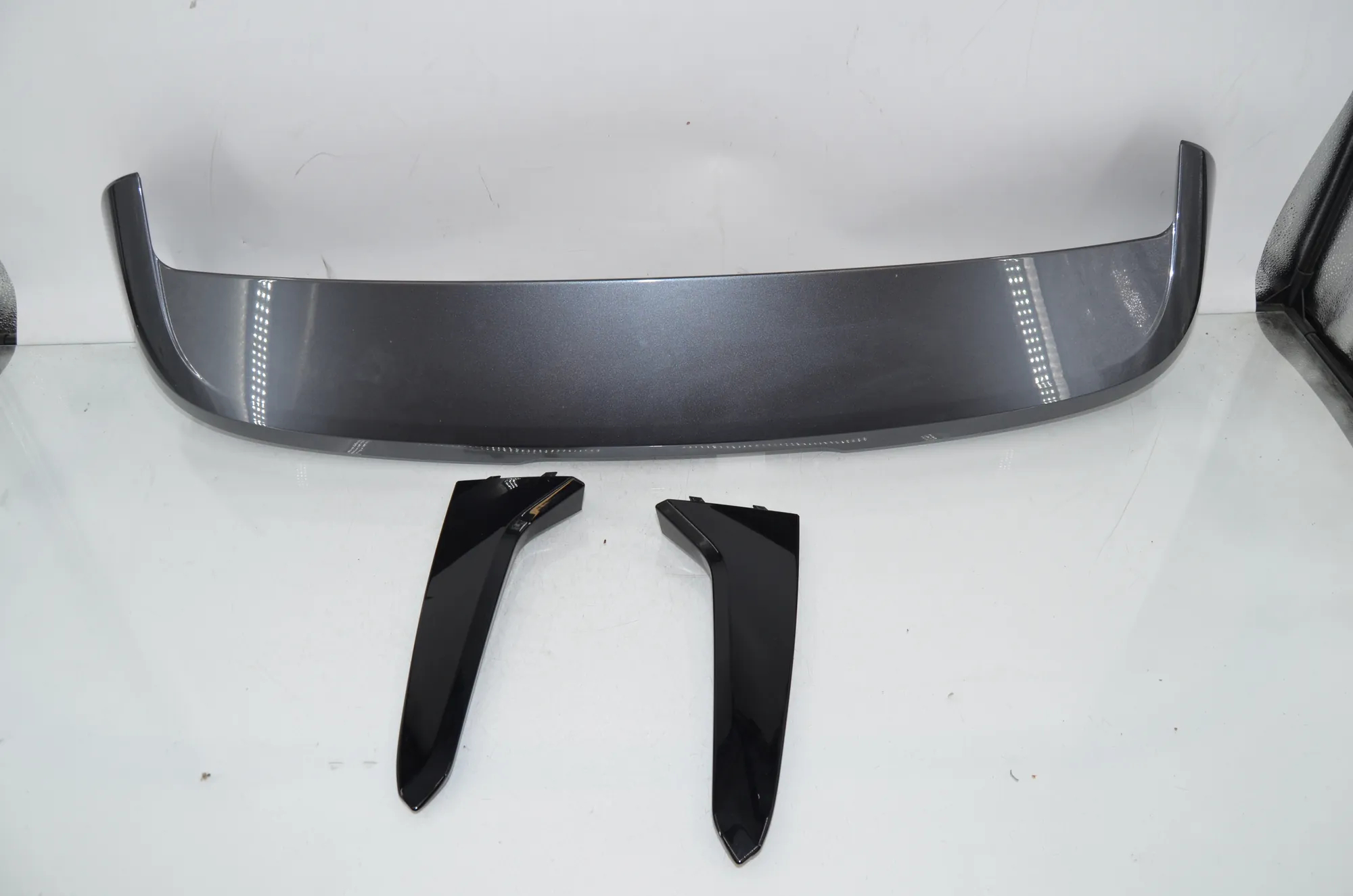 Tailgate Bootlid Spoiler – OEM 7349464 · BMW 2 Gran Tourer (F46) 216 i 2018 – 2