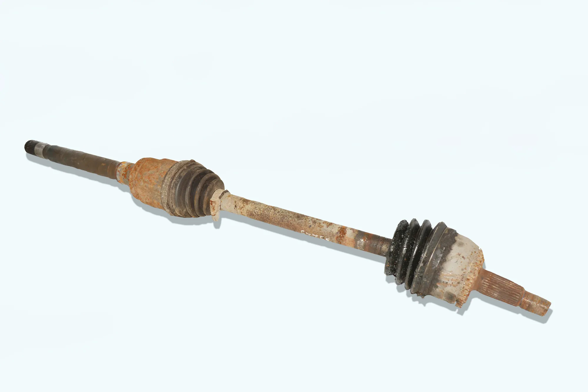 Front Left Driveshaft · LAND ROVER RANGE ROVER SPORT (L320) 2.7 D 4x4 2006