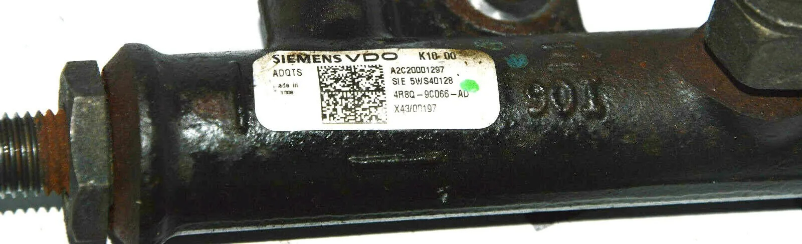 Fuel Rail – OEM 4R8Q-9D280-AC4R8Q-9D280-BC4R8Q-9CD66-AD · LAND ROVER RANGE ROVER SPORT (L320) 2.7 D 4x4 2006 – 4
