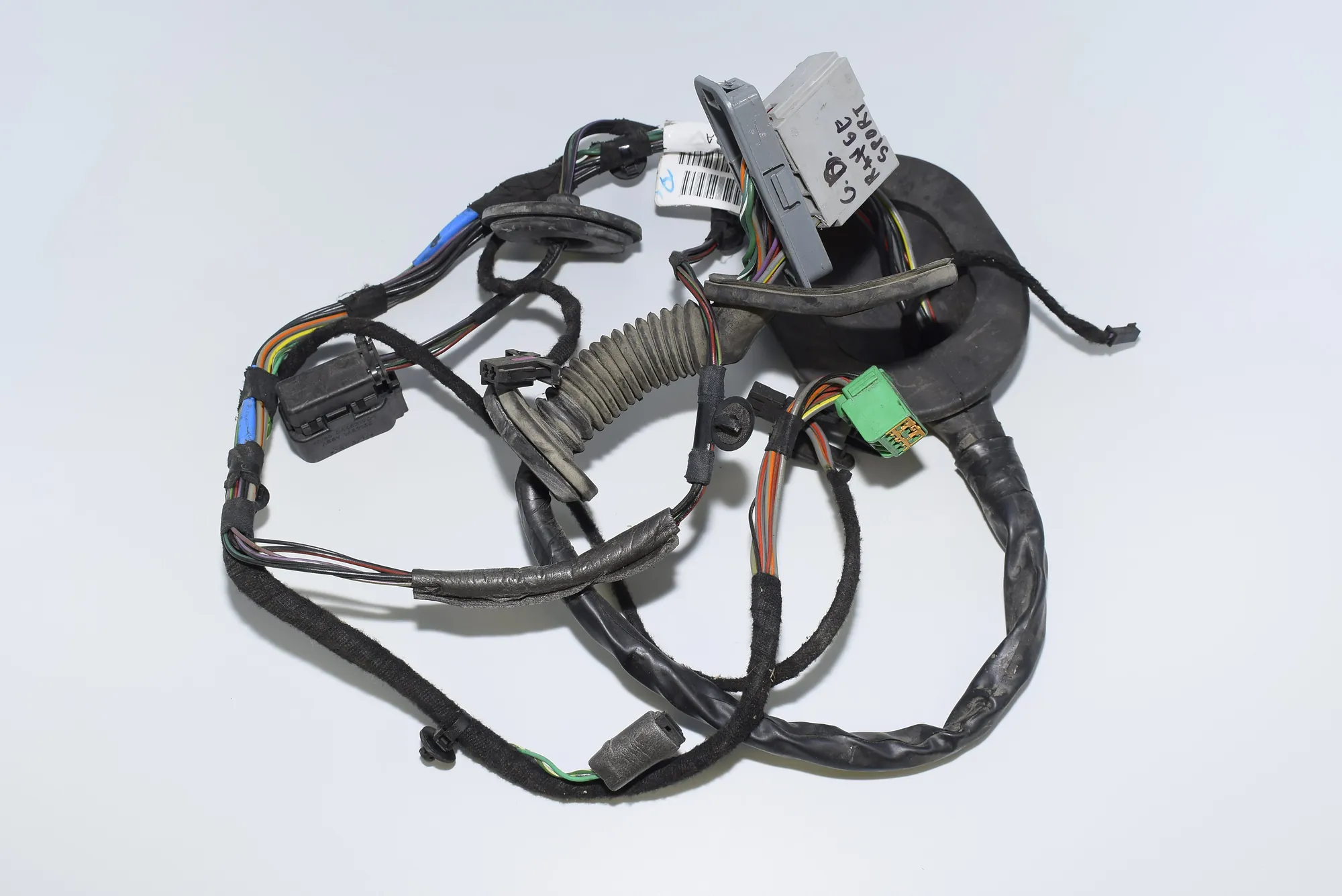 Rear Right Door Wiring – OEM YMM502830A · LAND ROVER RANGE ROVER SPORT (L320) 2.7 D 4x4 2006