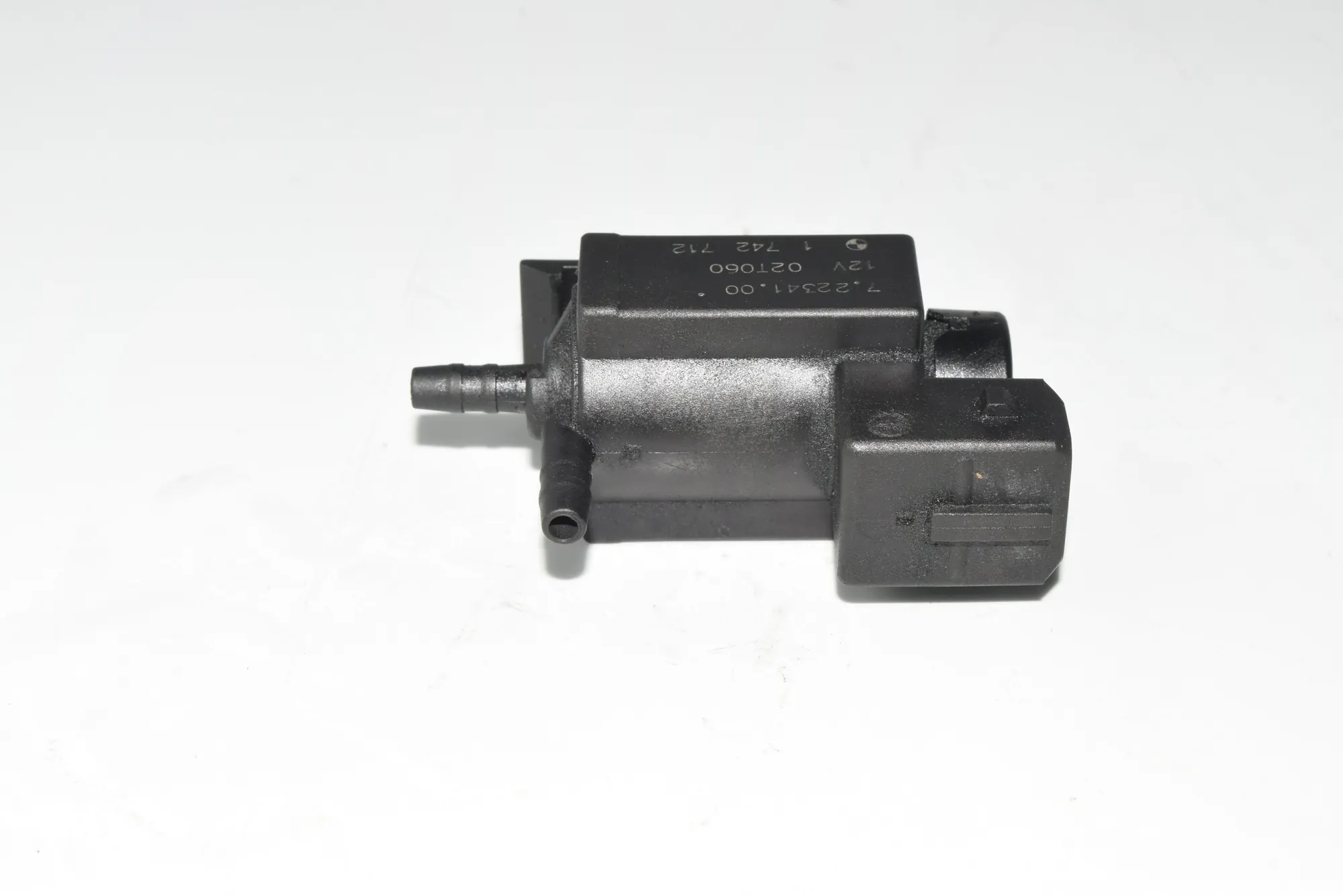 Solenoid Valve – OEM 1742712 · BMW 5 (E39) 530 d 2002 – 2