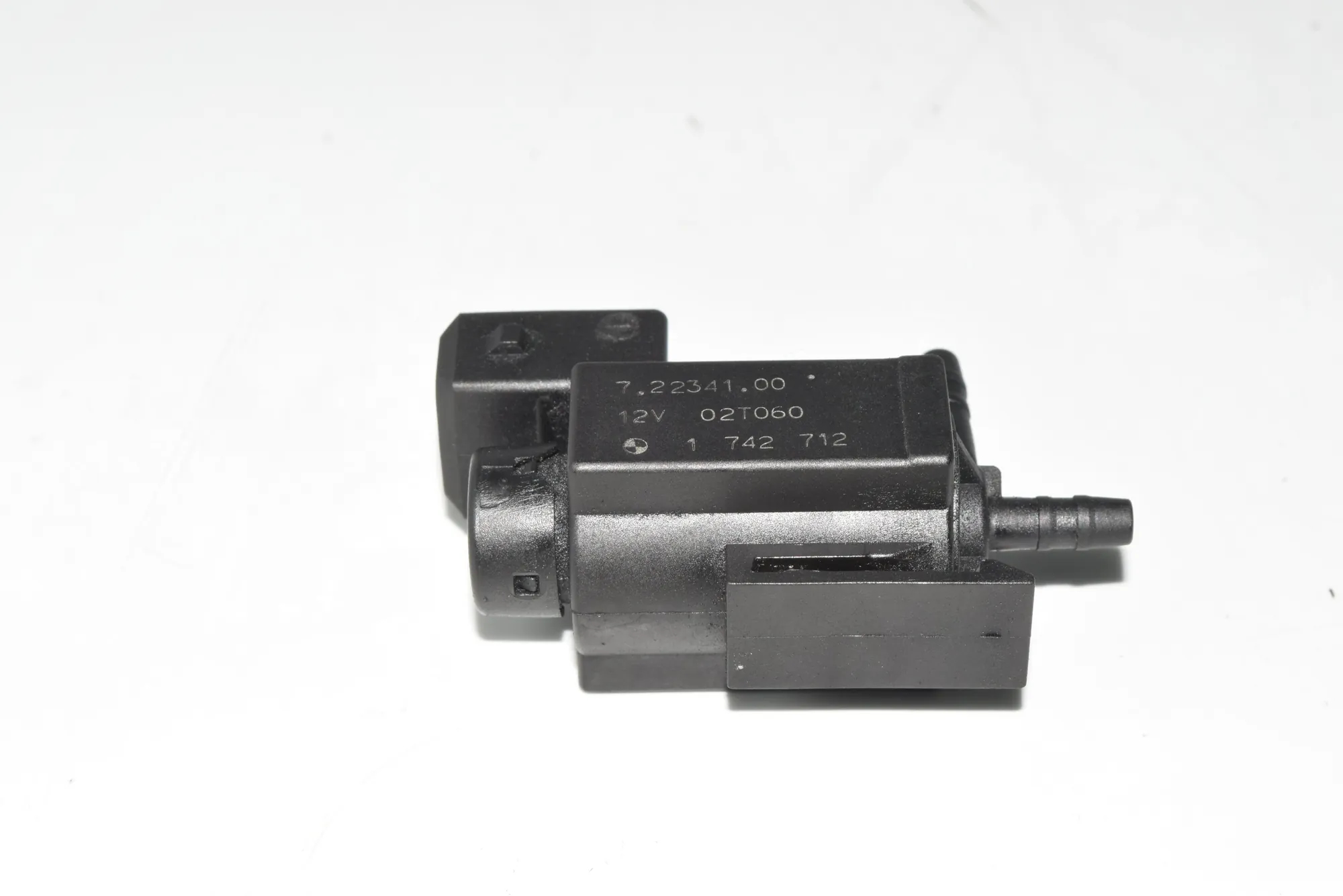 Solenoid Valve – OEM 1742712 · BMW 5 (E39) 530 d 2002 – 4