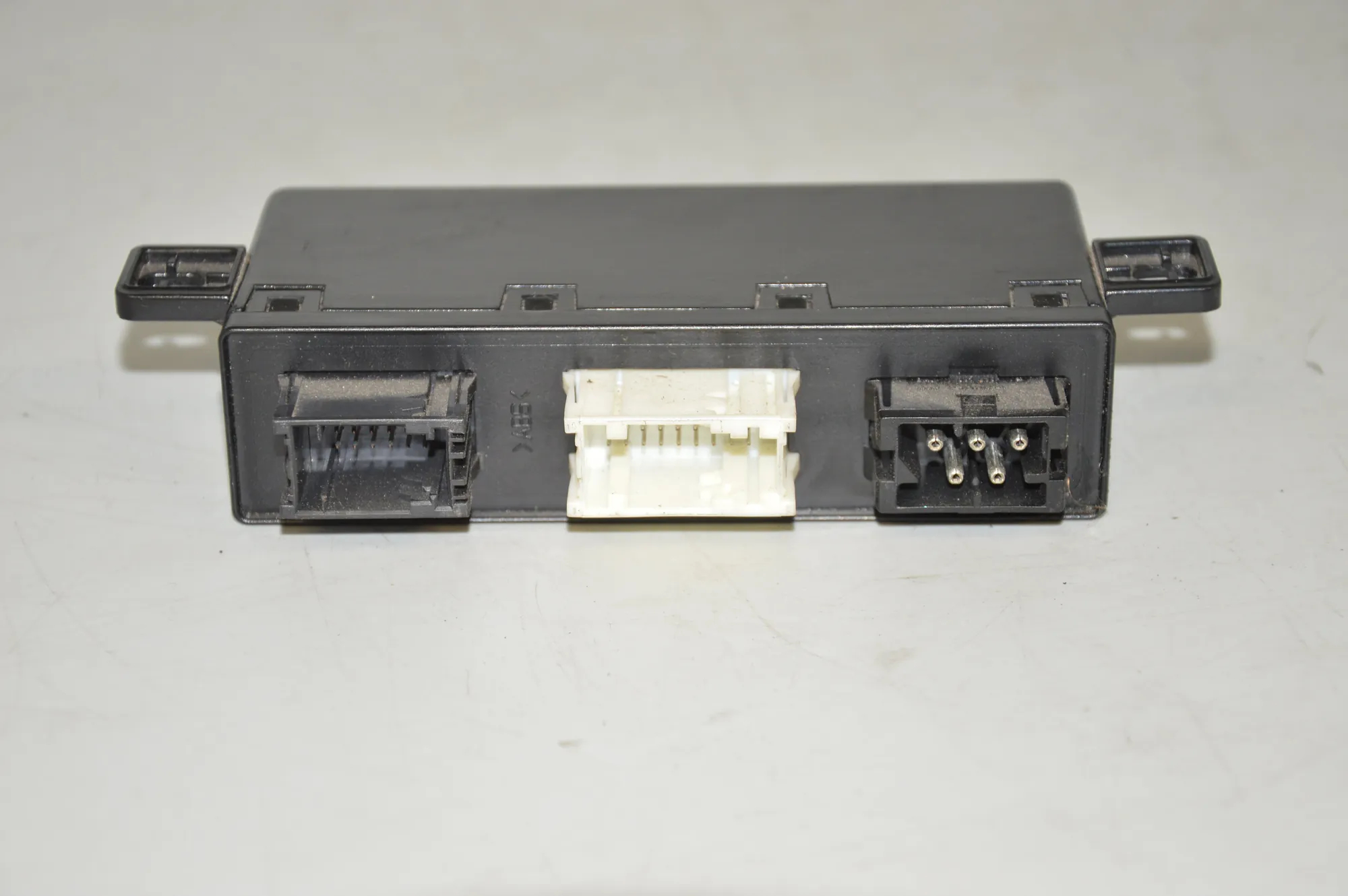 Front Left Door Control Unit – OEM 6904254 · BMW 5 (E39) 530 d 2002