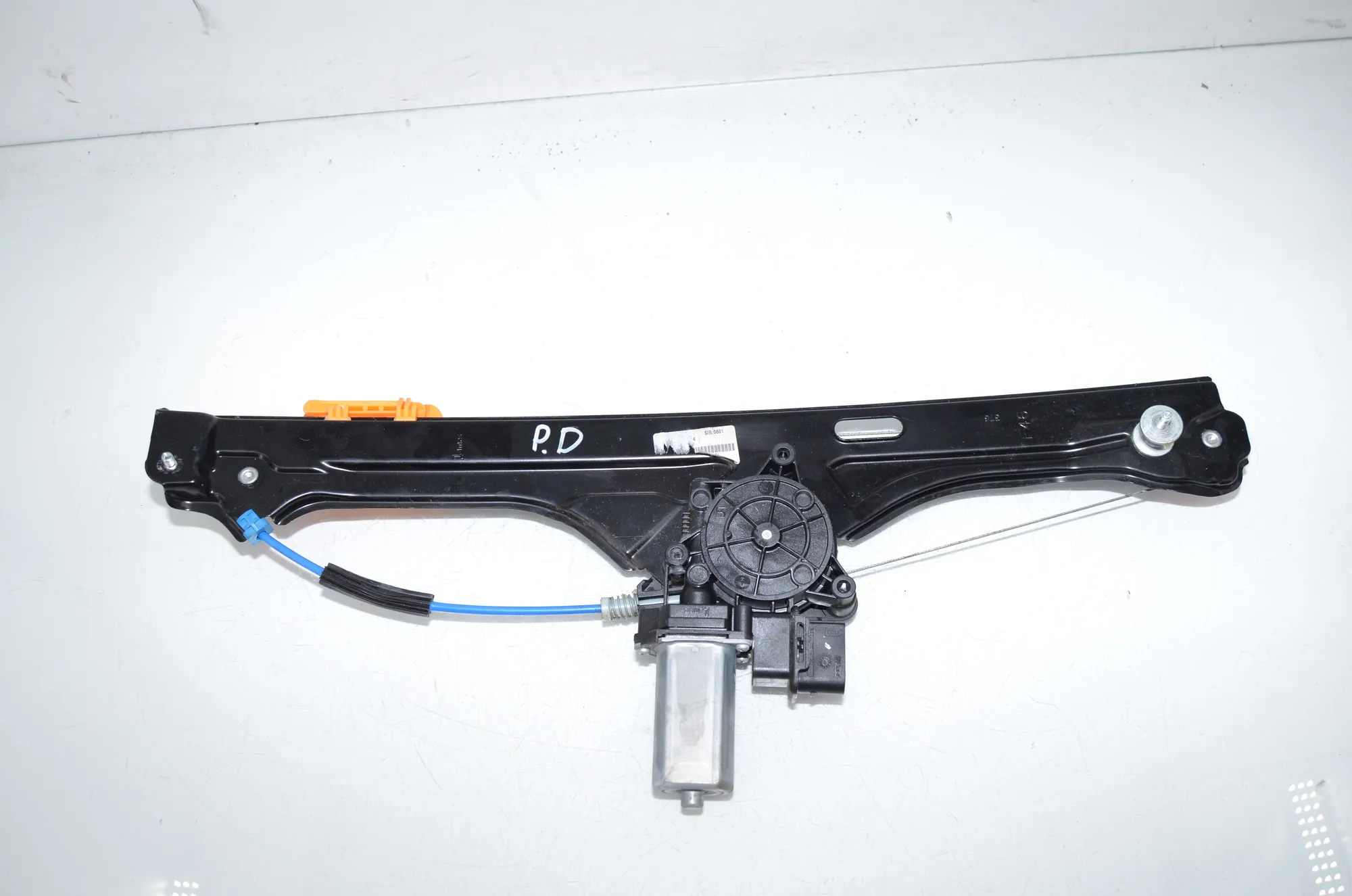 Front Right Door Window Regulator – OEM 7490196 · BMW 2 Gran Tourer (F46) 216 i 2018